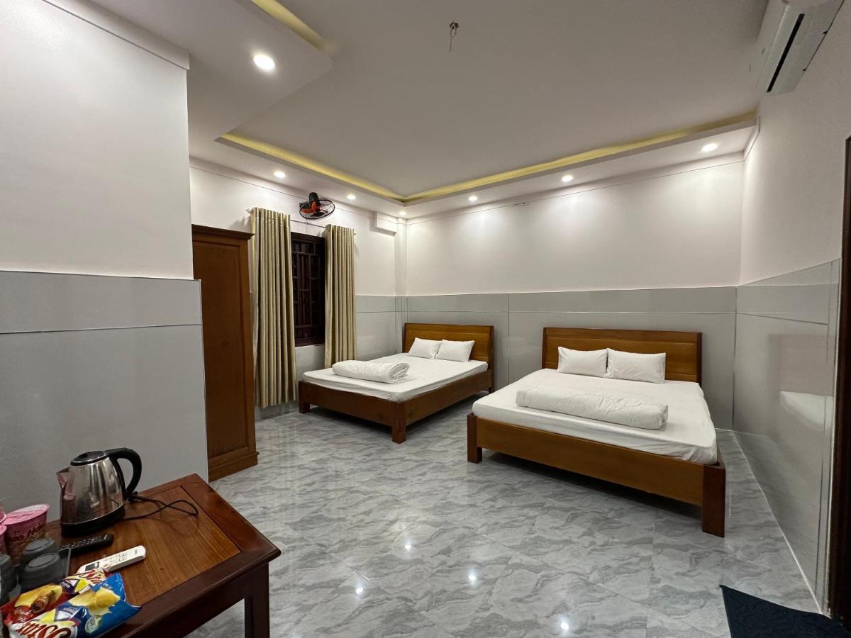 Hoang Linh Hotel Buon Ma Thuot Exterior photo