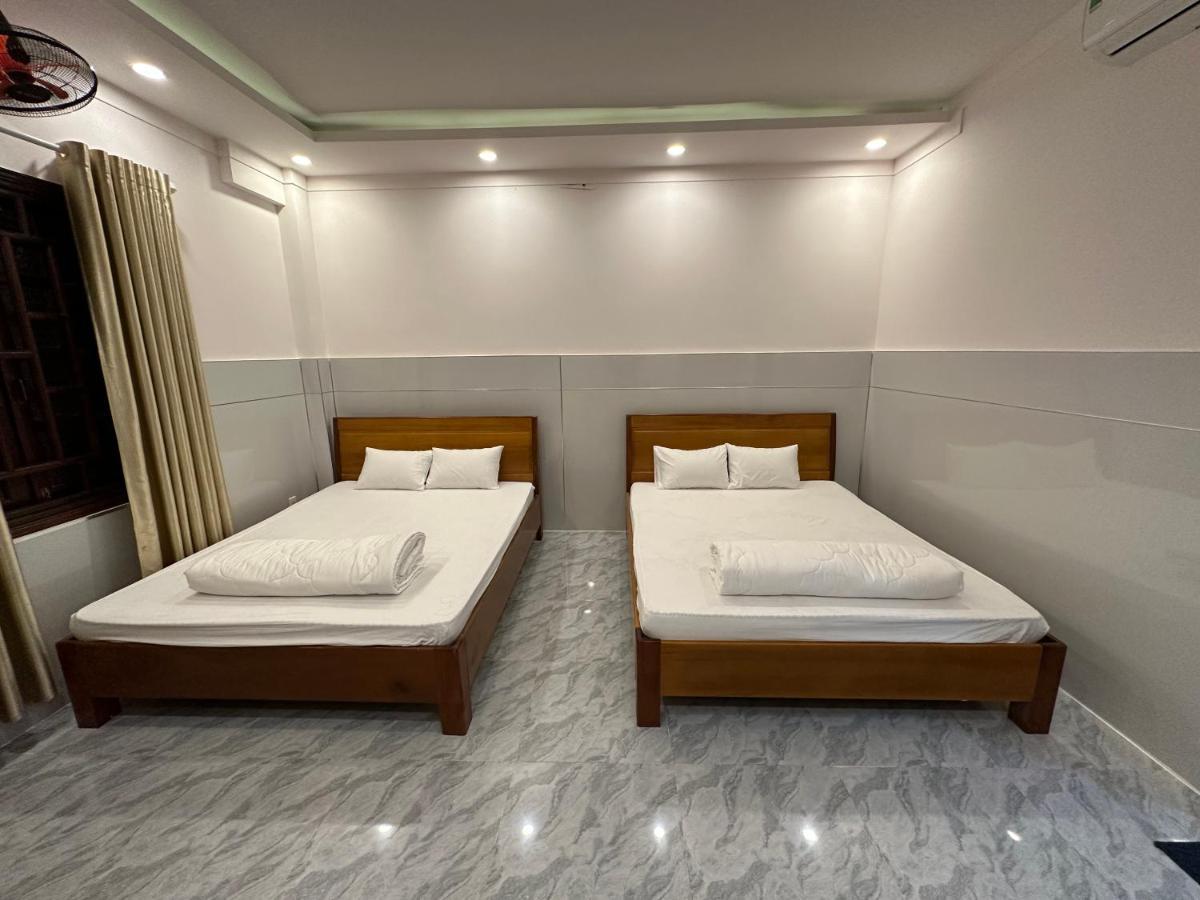 Hoang Linh Hotel Buon Ma Thuot Exterior photo
